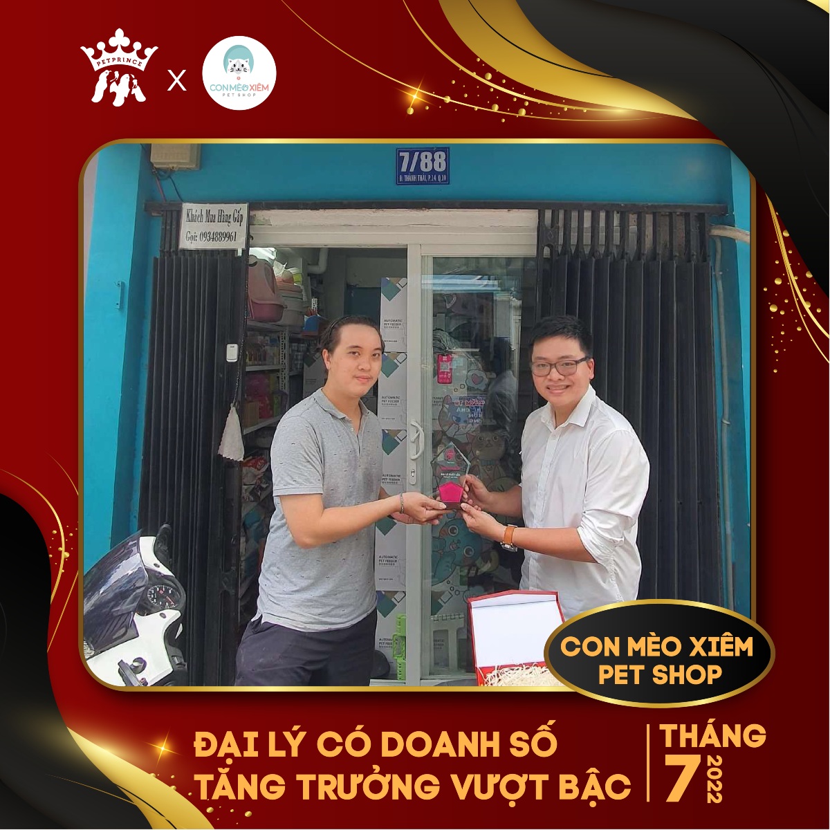 Trao quà Vinh Danh Tháng 7 Con Mèo Xiêm Pet Shop